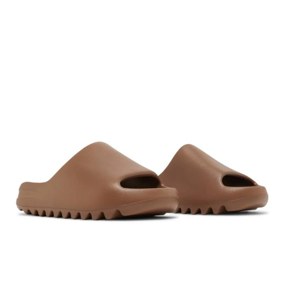 כפכפי ייזי סלייד | Adidas Yeezy Slide Core - Image 2