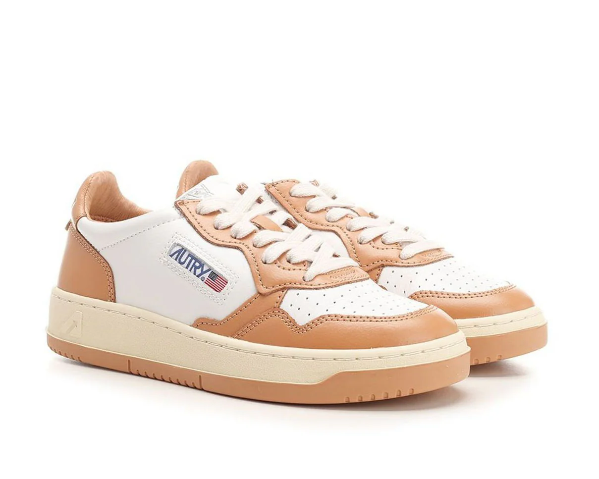 Autry Medalist Lace-Up Sneakers - Image 2