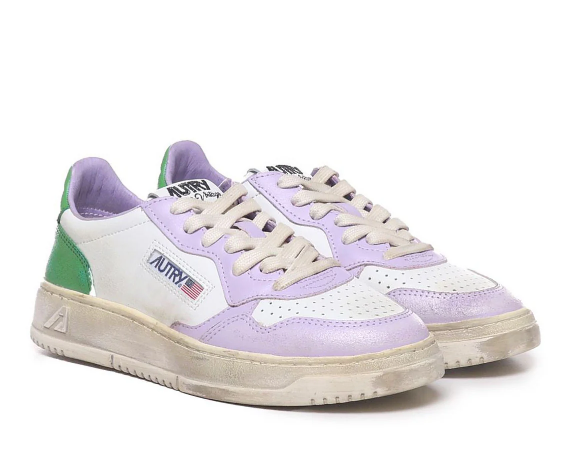 Autry Medalist Super Vintage Low-Top Sneakers - Image 3