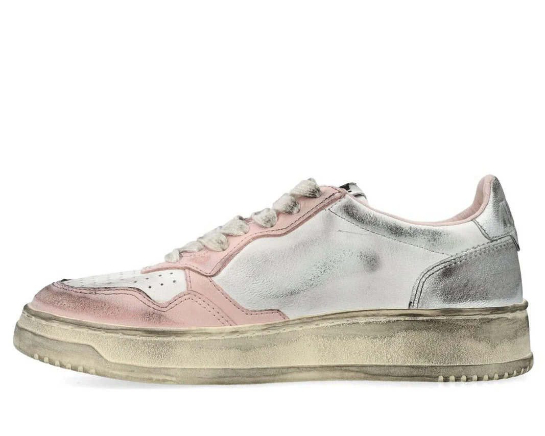 Autry Medalist Super Vintage Low-Top Sneakers - Image 2