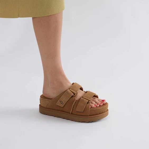 סנדלי האג | כפכפי האג UGG Goldenstar Hi Slide Chestnut - Image 6